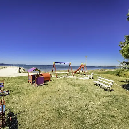 Ledinko 1 By Interhome Apartman Privlaka (Zadar)