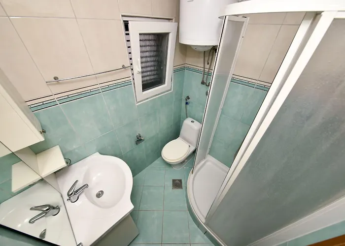 Ledinko 1 By Interhome *